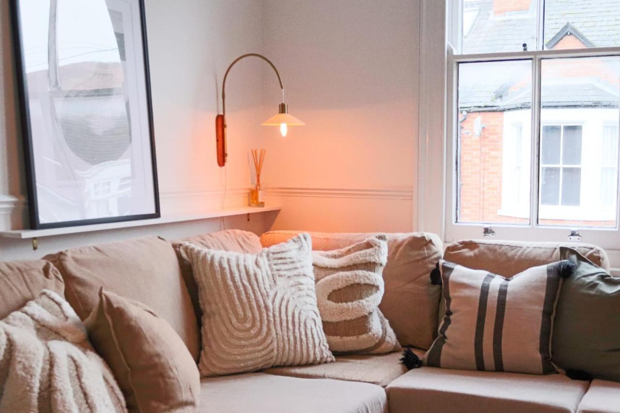 Japandi-inspired Apt In The Heart Of * Oxford